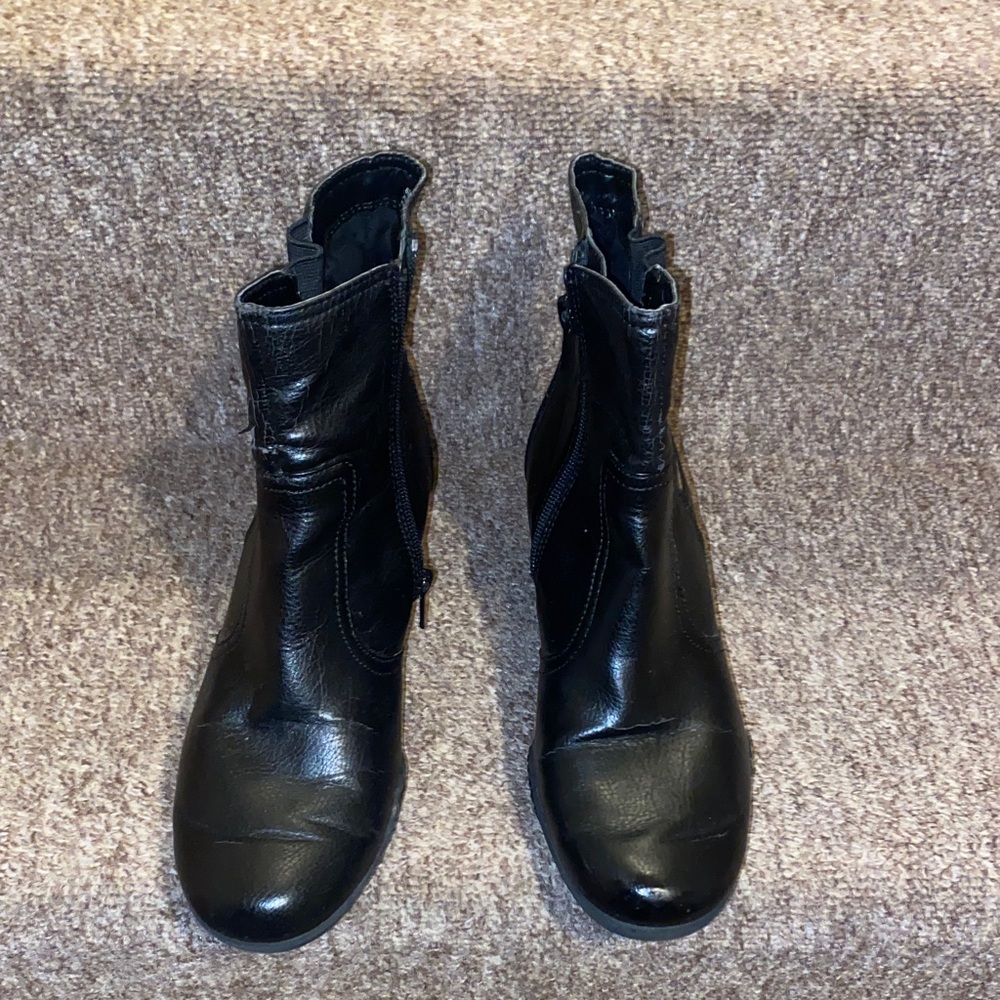 ♠️GUC Aerosoles Black Faux Leather Ankle Boots